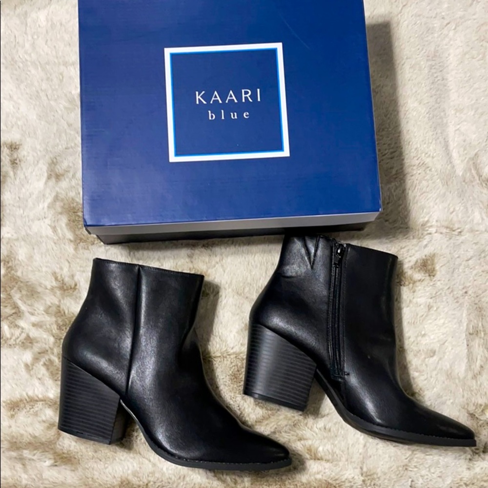 Kaari black booties